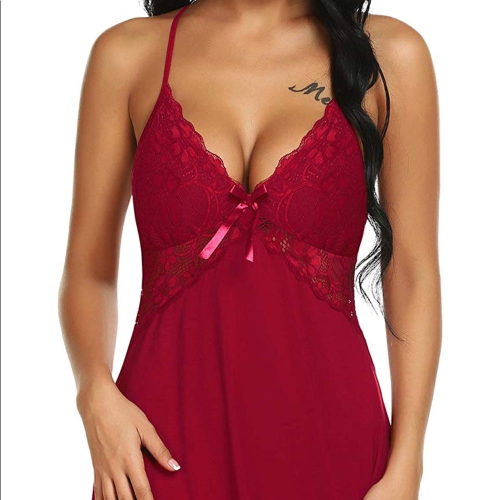 Aranee lingerie chemise nightie NWT
